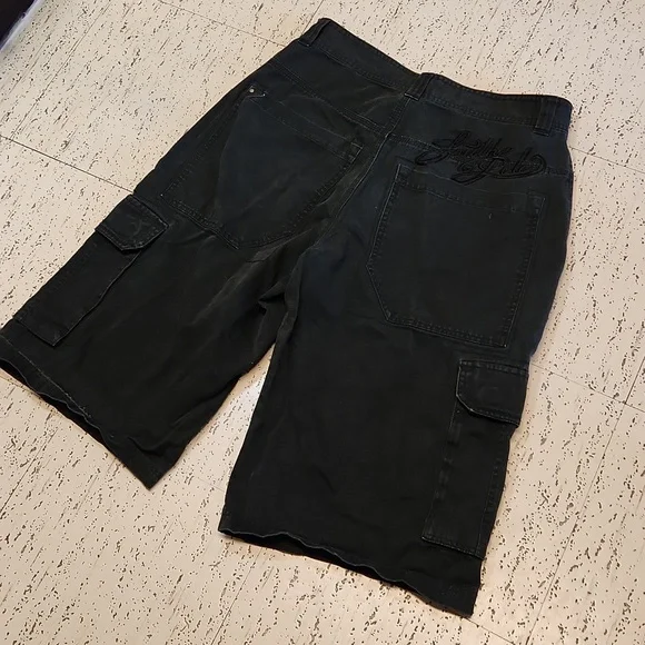 Southpole Embroidered Logo Baggy Fit Cargo Style Denim Shorts Vintage Y2K - Picture 2 of 13